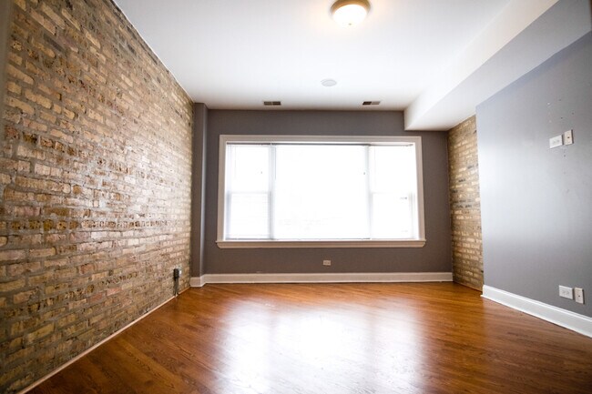 Foto del edificio - 2319 W Rosemont Ave