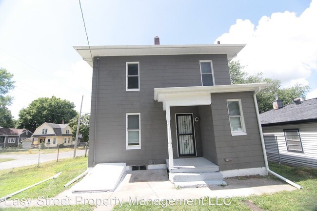 Building Photo - 3 br, 1.5 bath House - 1543 14 1/2