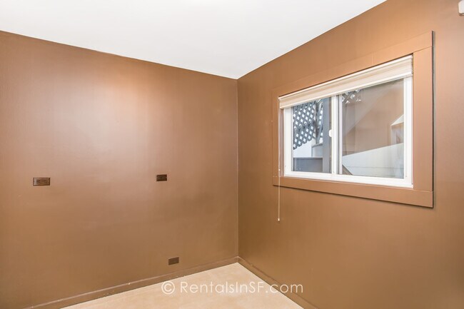 Building Photo - 1106 TAYLOR ST