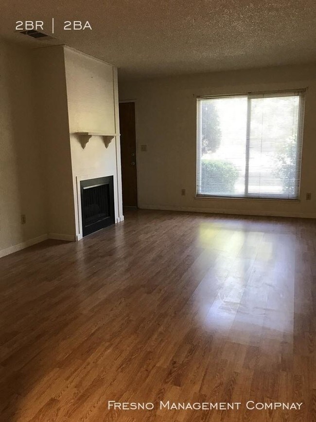 Building Photo - 2 bedroom in Fresno CA 93710