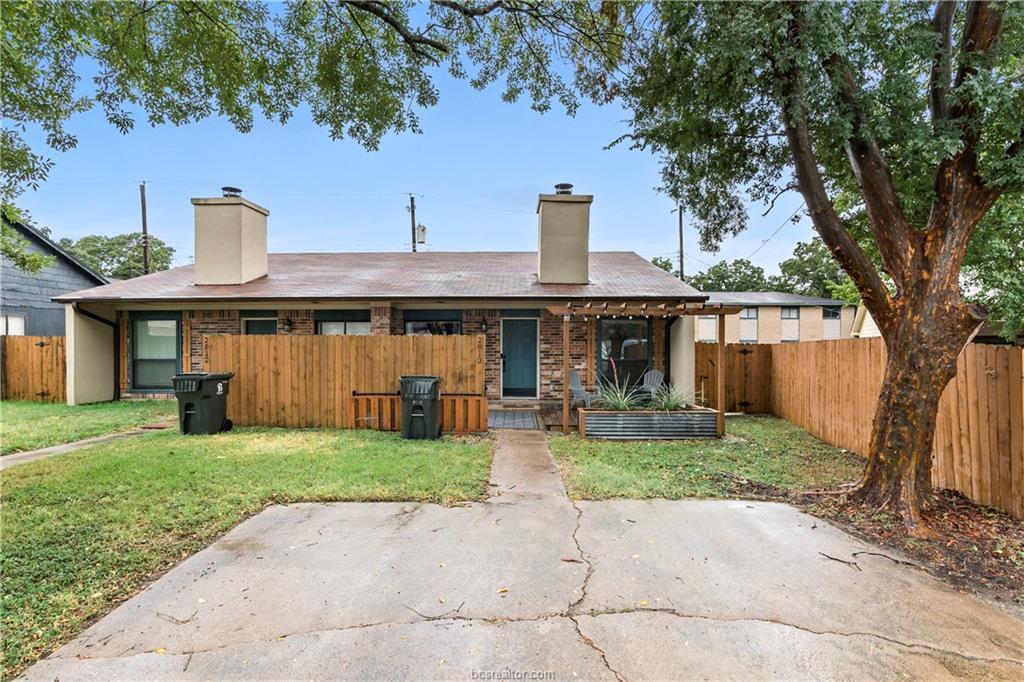 Foto principal - 2810 Forest Bend Dr