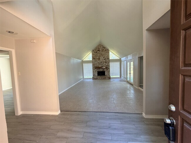 Foto del edificio - 1607 Chestnut Ridge Rd