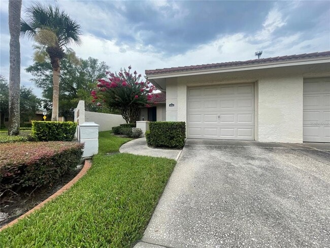 Building Photo - 18302 Aintree Ct