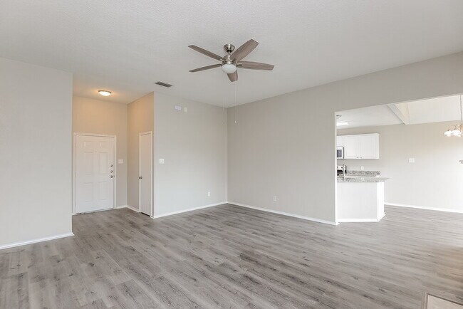 Foto del edificio - 930 Morgan Dr