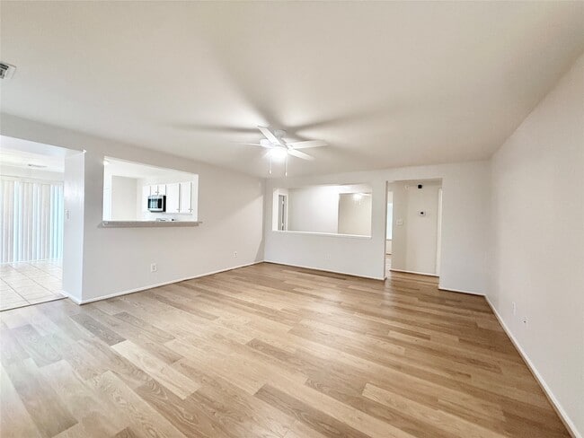 Building Photo - 5718 Highbury Ct