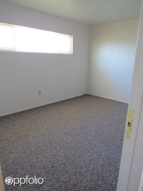 Building Photo - 143 N 11th St