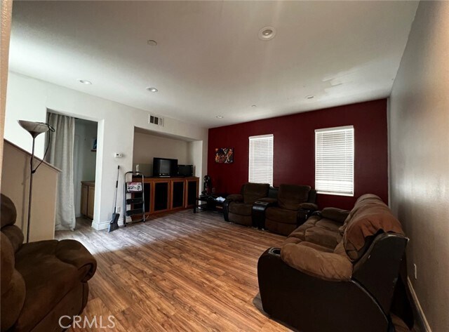 Foto del edificio - 10400 Via Palma