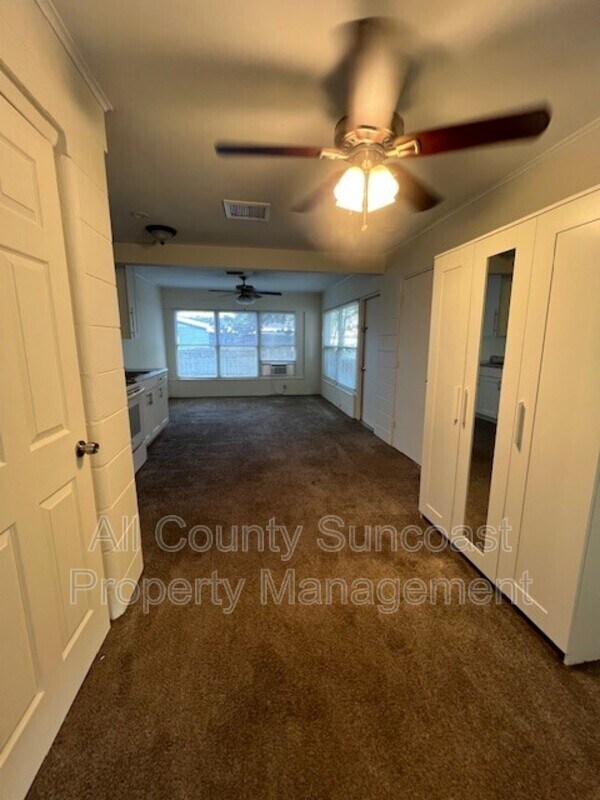 Foto del edificio - 2621 40th Ave N