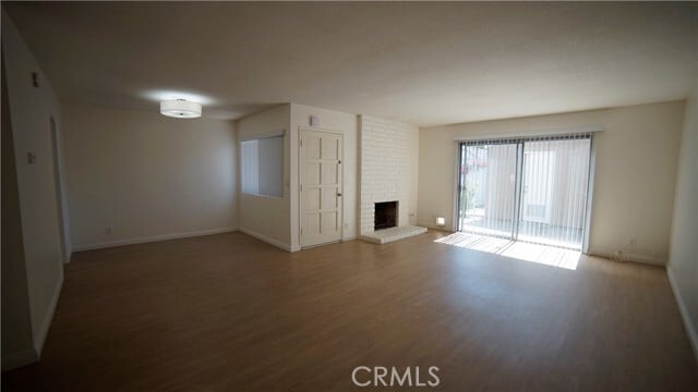 Foto del edificio - 2037 Laurie Ln