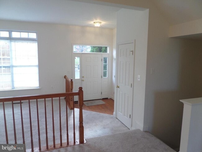 Foto del edificio - 836 Linfield Terrace NE