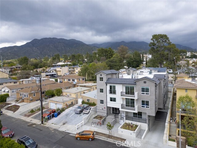Foto del edificio - 10218 Fernglen Ave