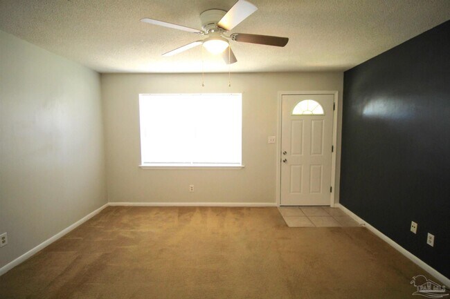 Foto del edificio - 4548 Kelly Ln