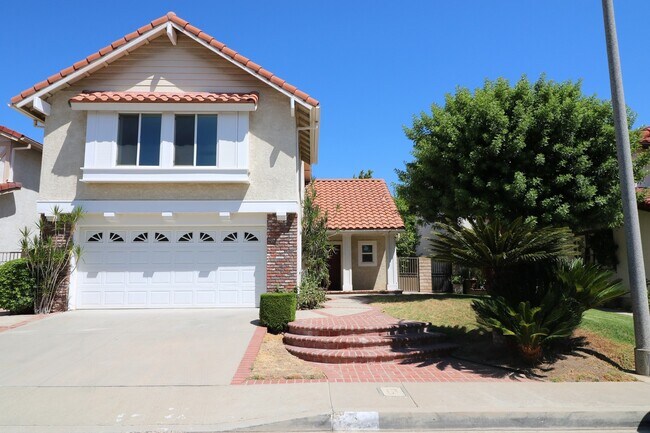 Building Photo - Welcome Home to Porter Ranch!!