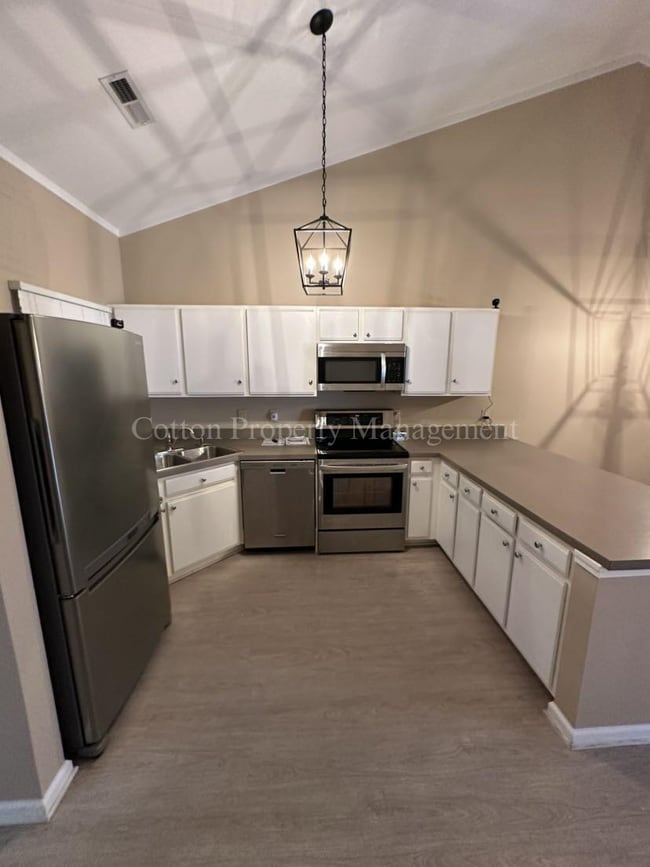 Building Photo - 207 Hibiscus Way