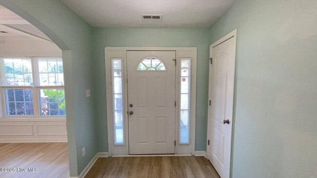 Building Photo - 132 Braeburn Blvd