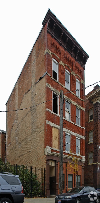 Primary Photo - 23 Green St