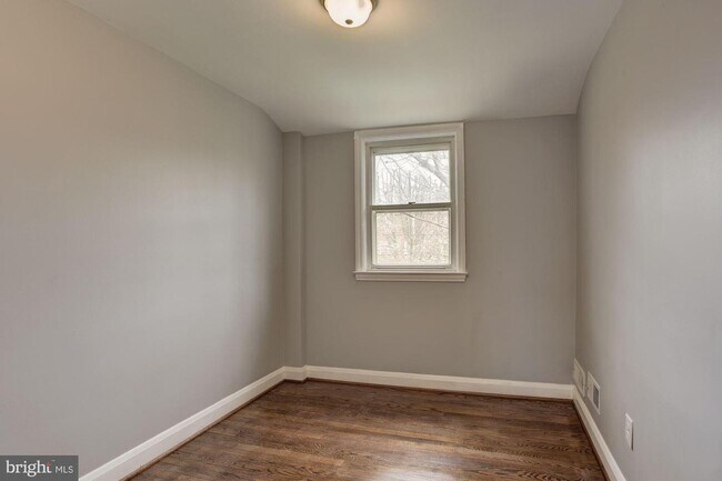 Foto del edificio - 1644 Aberdeen Rd