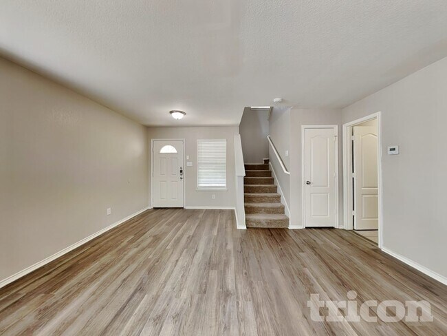 Foto del edificio - 9907 Carswell Peak