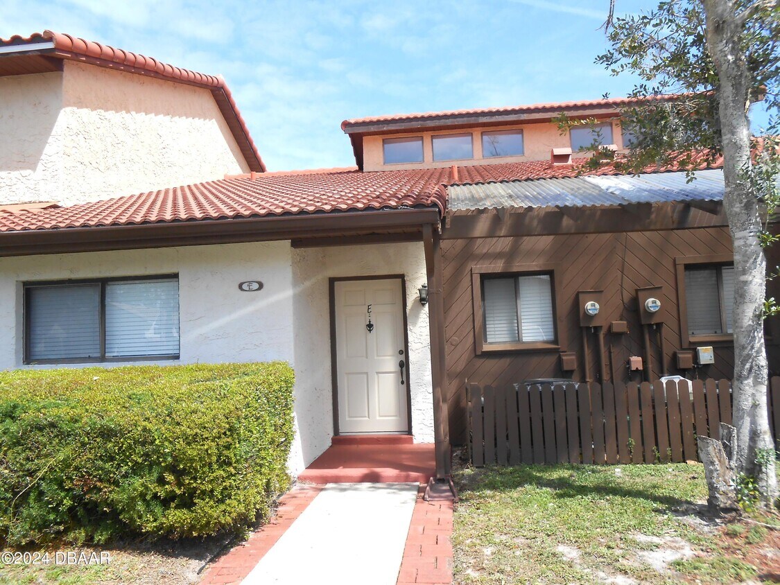 Foto principal - 3561 Forest Branch Dr
