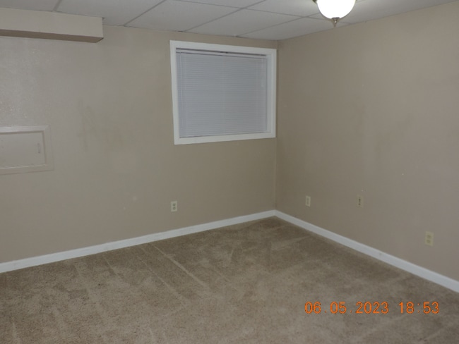 Building Photo - 4240 S Mobile Cir