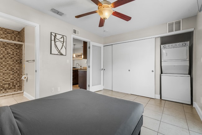 Photo - 202 N Fremont Ave Apartment