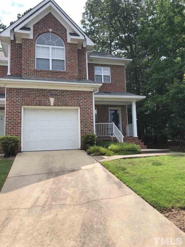 182 Grande Meadow Way, Cary, NC 27513 Townhome Rentals in Cary NC