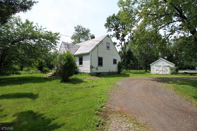Building Photo - 69 Lower Oak Grove Rd