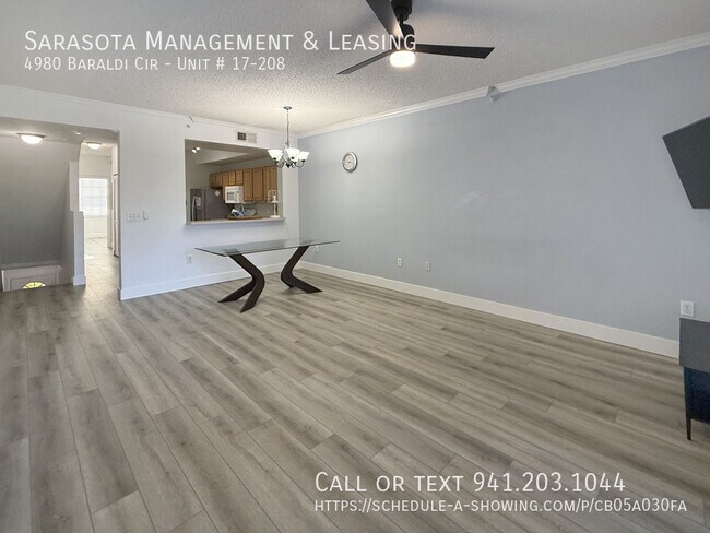 Foto del edificio - 4980 Baraldi Cir