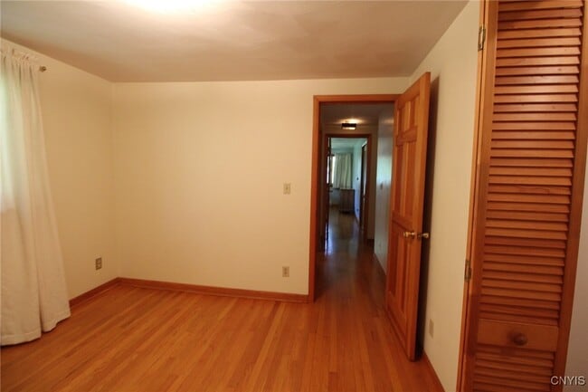 Building Photo - 6363 Muskrat Bay Rd