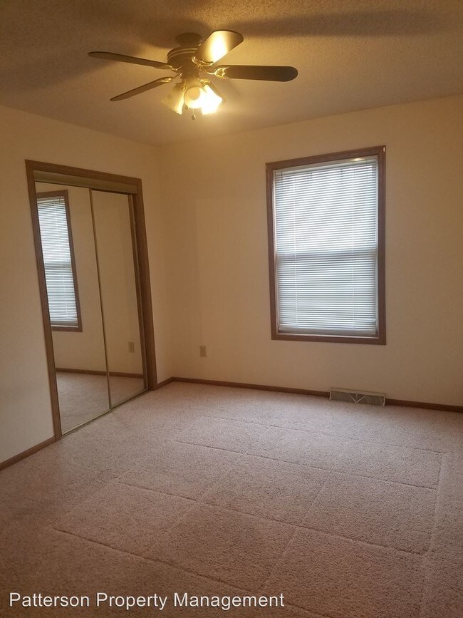 Building Photo - 5200 Collier Ct