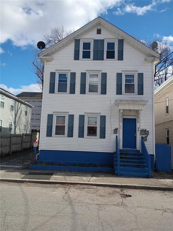 Building Photo - 278 Sayles St