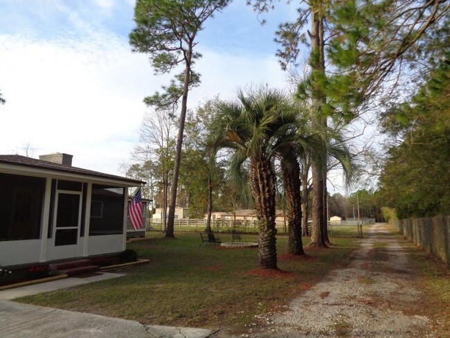 Foto del edificio - 10302 103rd St