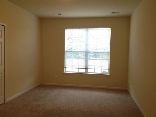 Building Photo - 2 br, 2 bath Condo - 23940 Northstone Vill...