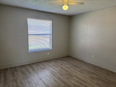 Foto del edificio - 13340 Horizon Blvd