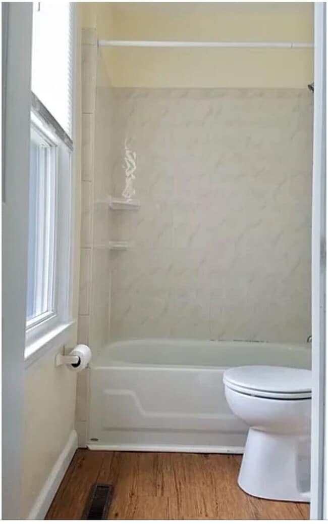 Building Photo - 272 Highland Ave