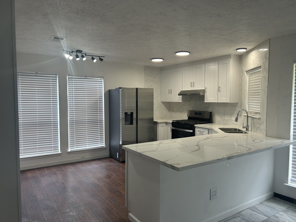 Foto principal - 2714 Spring Pl Dr
