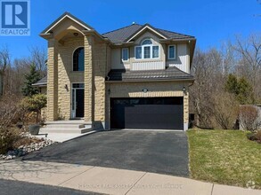 Building Photo - 808 Grey Alder Ct