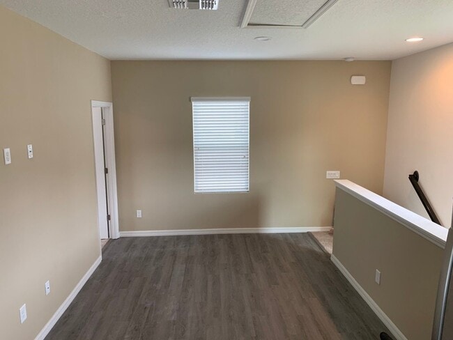 Photo - 8907 Frodsham Way Apartment