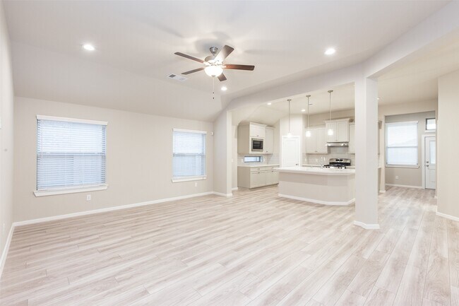 Foto del edificio - 4022 Maple Glen Dr