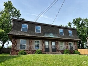Building Photo - 6642 Holcomb Cir