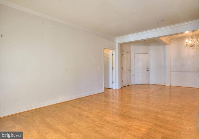 Foto del edificio - 4805 Mantlewood Way