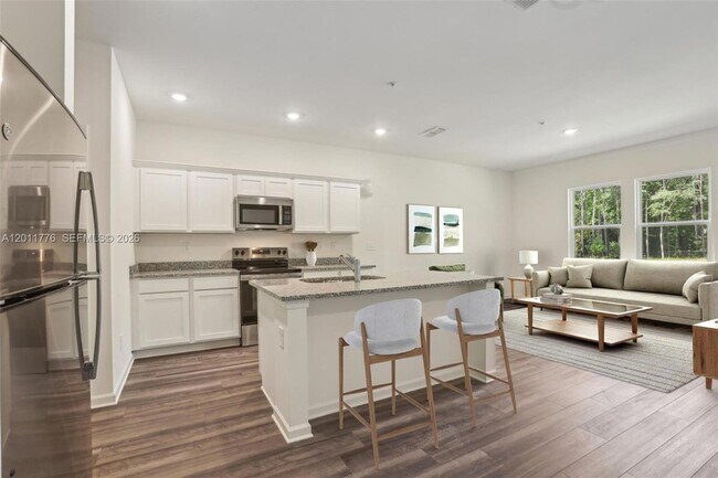 Building Photo - 2571 Grey Hawk Dr