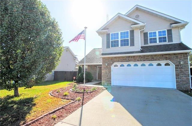 Primary Photo - 16028 Heavens Gate Ln