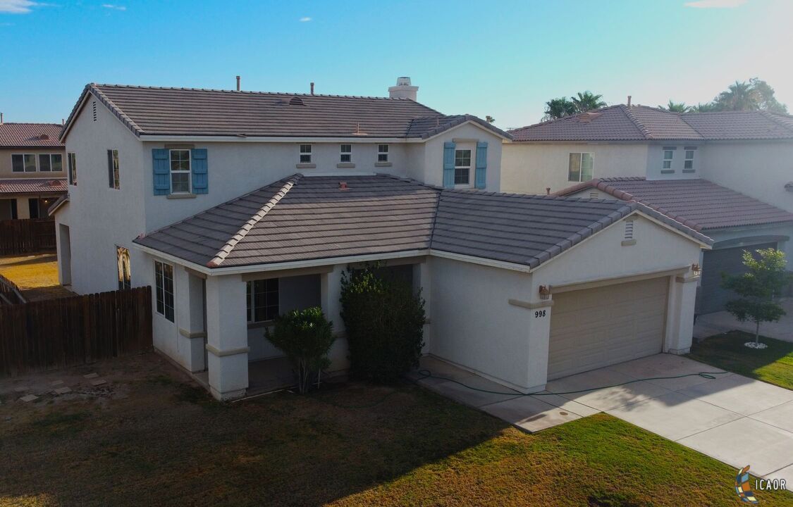 Primary Photo - 998 Skyview Ave