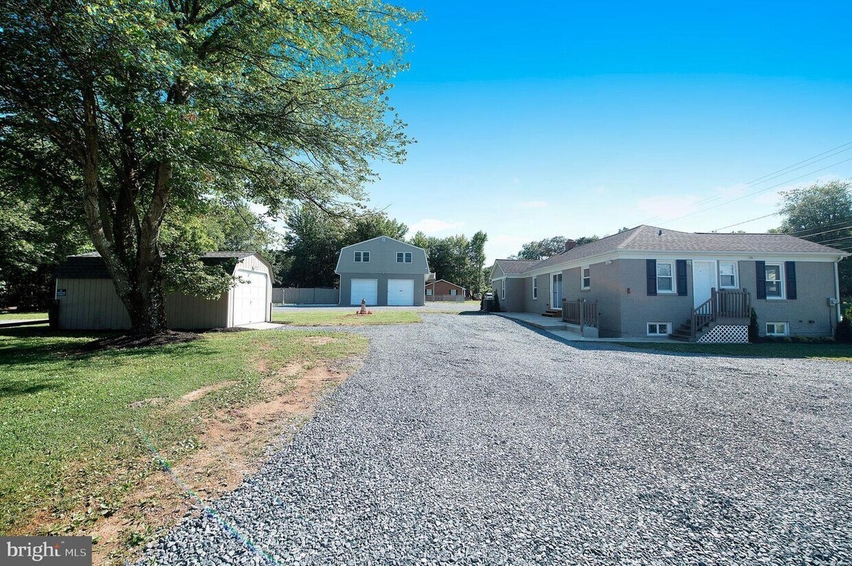 1239 Reece Rd Unit 3B, Severn, MD 21144 Apartments in Severn, MD