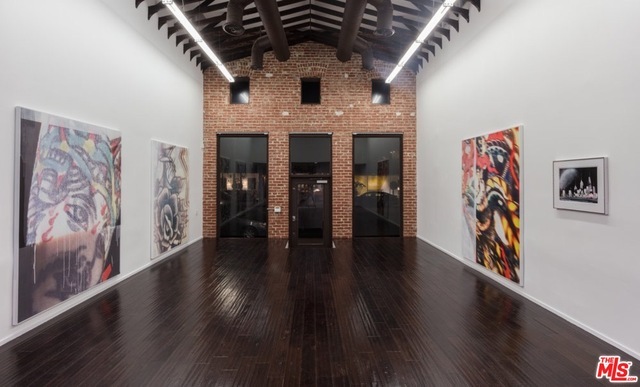 Foto del edificio - 6817 Melrose Ave