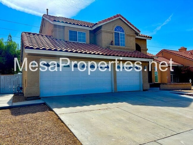 Building Photo - 12530 High Desert Rd