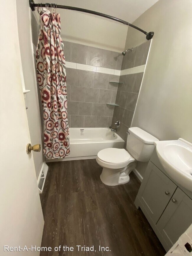 Foto del edificio - 3 br, 2 bath House - 2708 Hill-N-Dale Drive