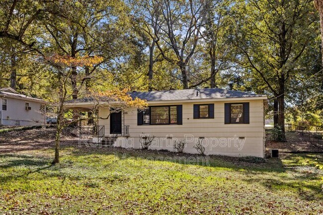 Foto del edificio - 405 18th Ave NW