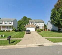 Building Photo - 2907 Bentbrook Dr